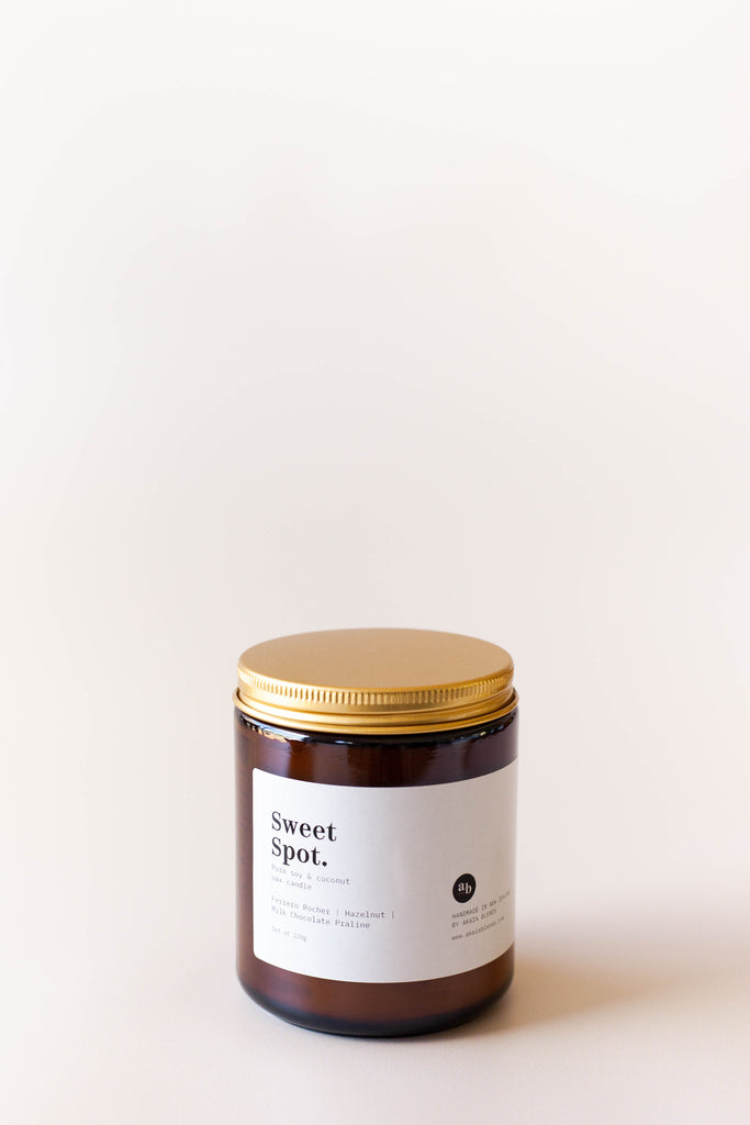 Soy Candle | Sweet Spot | Ferrero Rocher + Hazelnut - Akaia Blends