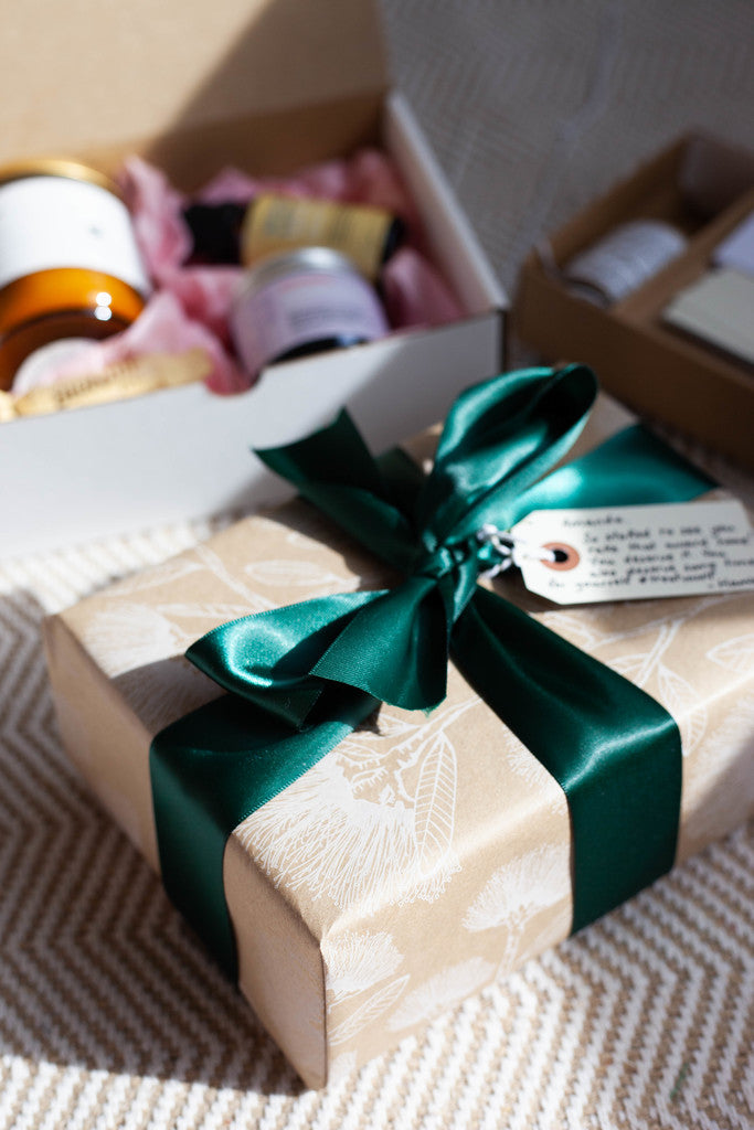 Gift wrap your order! - Eco-friendly - Akaia Blends